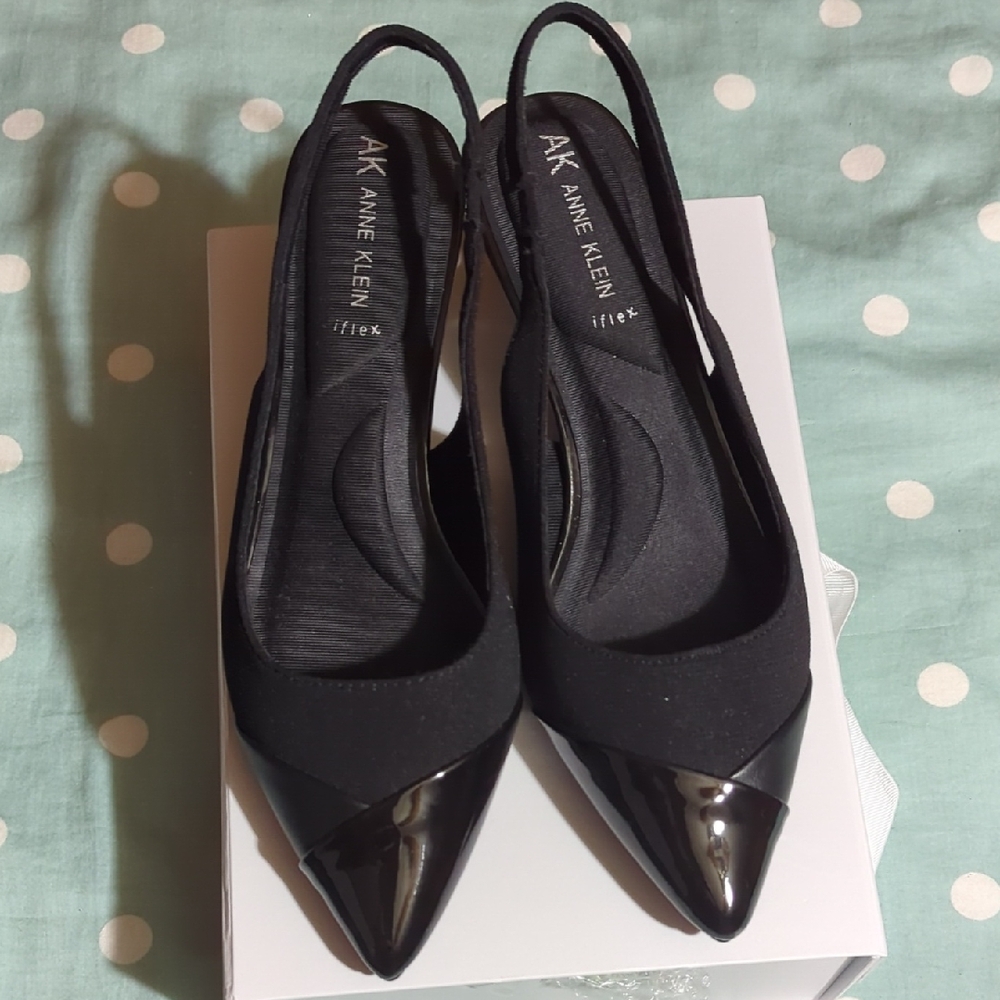 Anne Klein Black Pointed Slingback Heels
